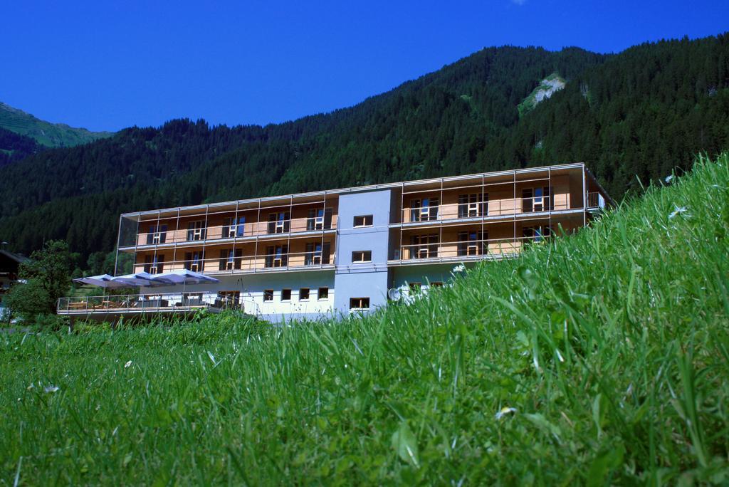 Base Aktivhotel Montafon Sankt Gallenkirch Exterior photo